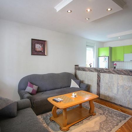 Apartment Hercegovina Mostar Bagian luar foto