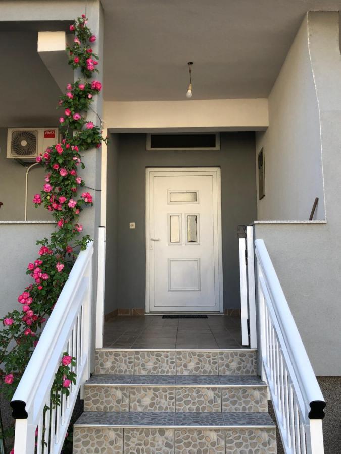 Apartment Hercegovina Mostar Bagian luar foto